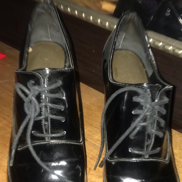 High heels - Picture 3 of 5